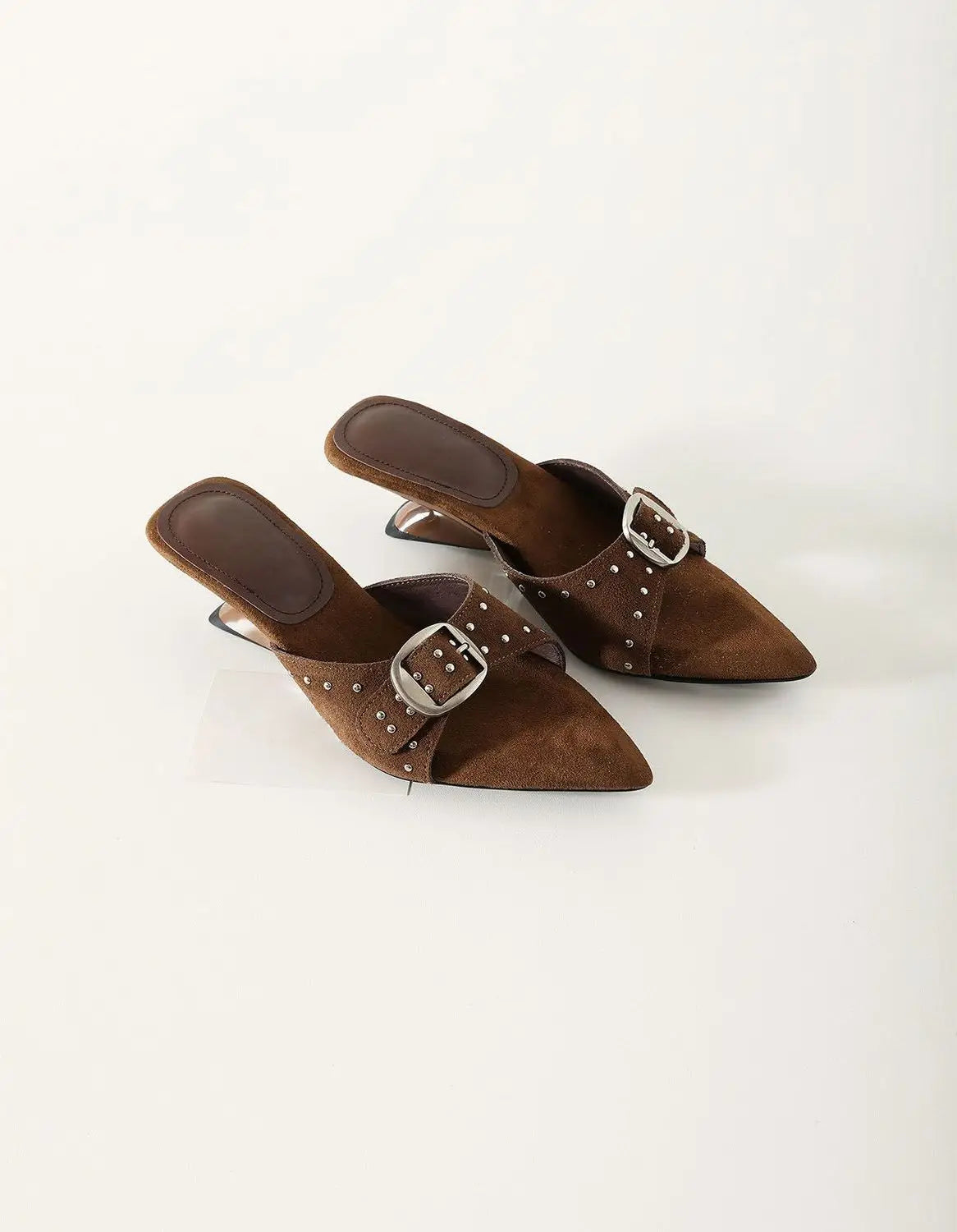 Retro Rivet Pumps