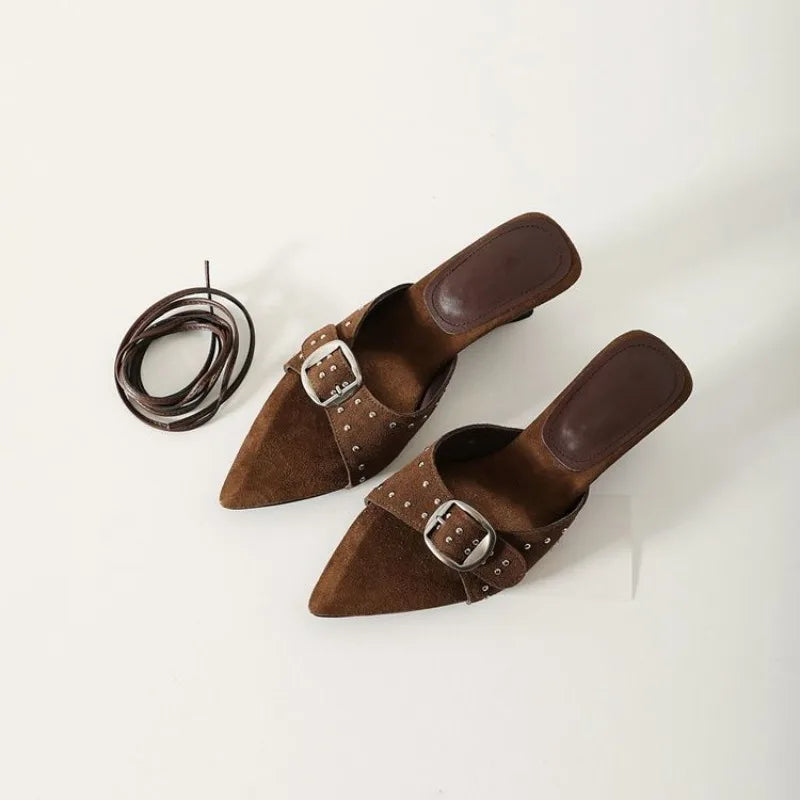 Retro Rivet Pumps