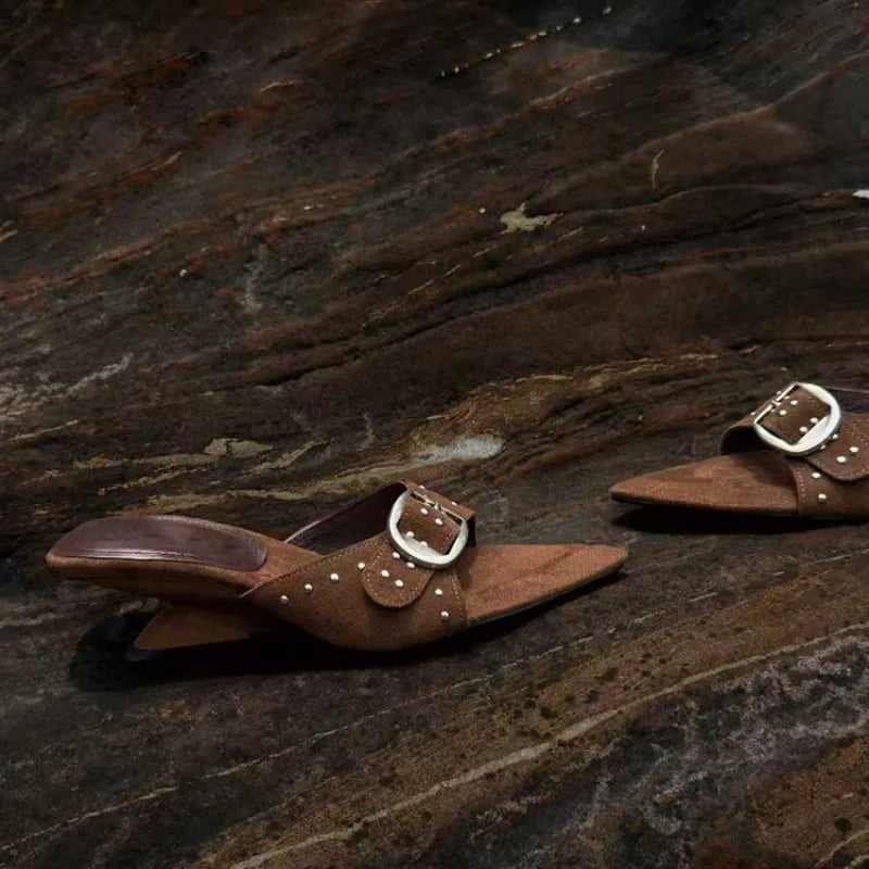 Retro Rivet Pumps