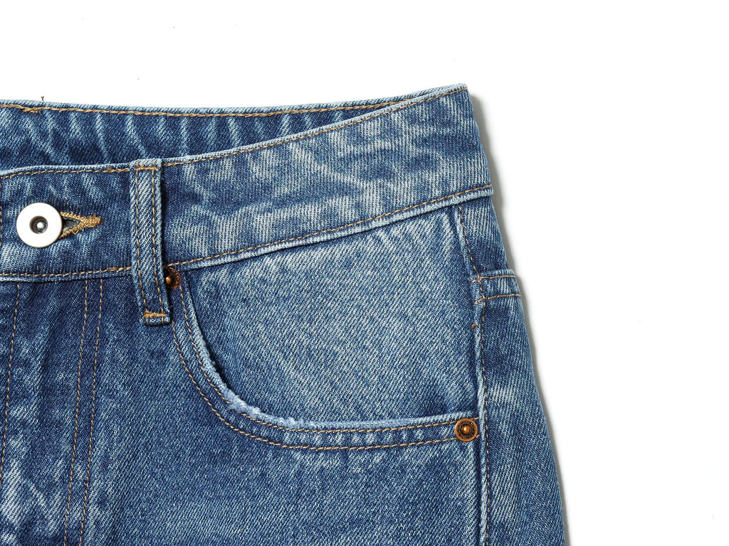 Balloon Curve Jeans