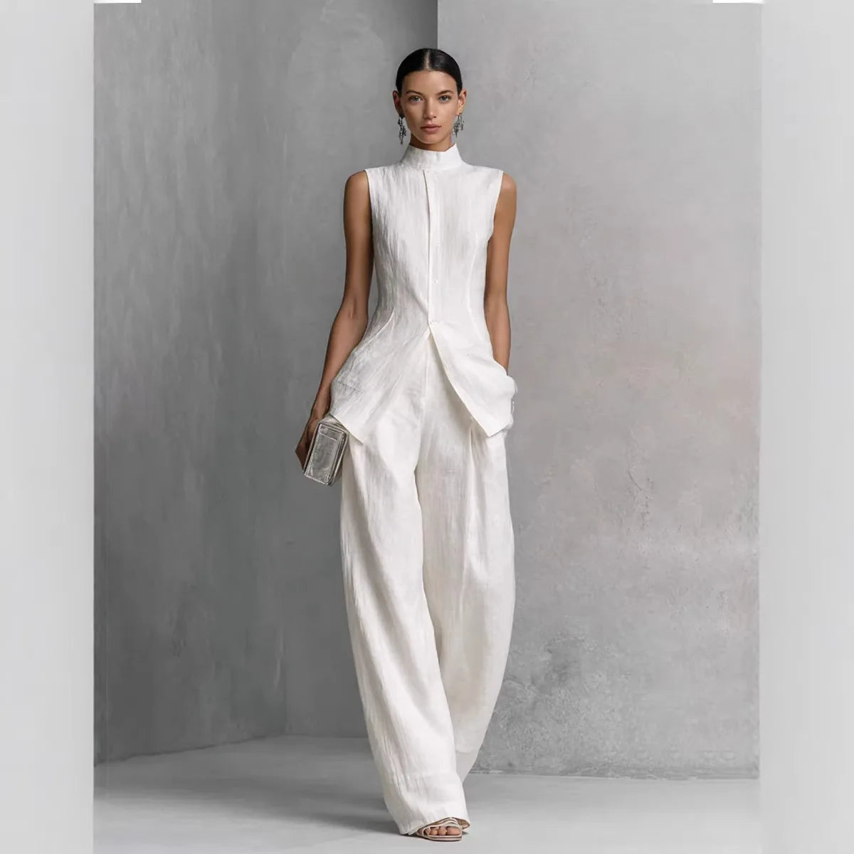 Sculpted Wide Set