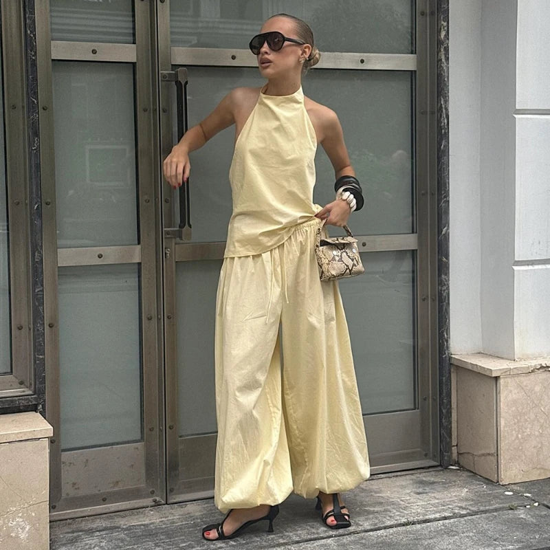 Halter Lantern Set