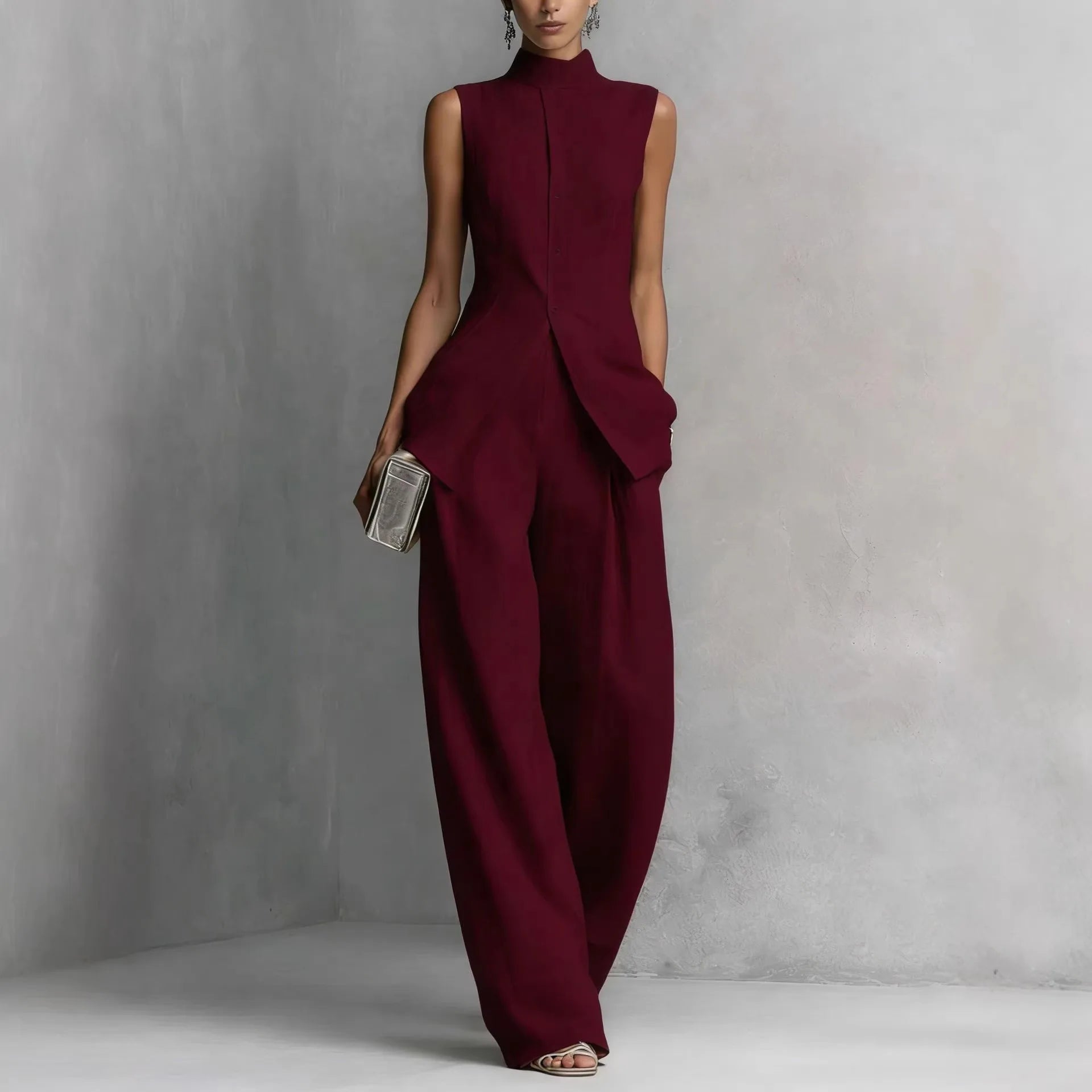 Sculpted Wide Set